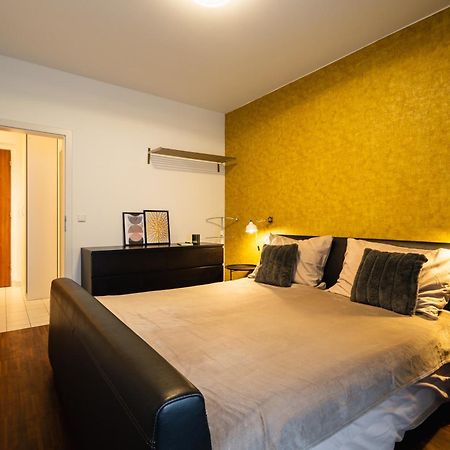 Auriapartments Karlin 2Kk S Terasou A Parkovanim Prag Exterior foto